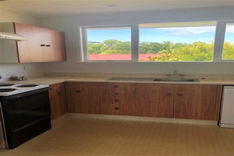 Photo of property in 7 Cedar Street, Maungaraki, Lower Hutt, 5010