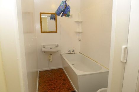 Photo of property in 19 Hiropi Street, Newtown, Wellington, 6021