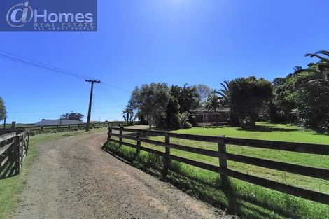 Photo of property in 6 Moontide Road, Kumeu, 0892
