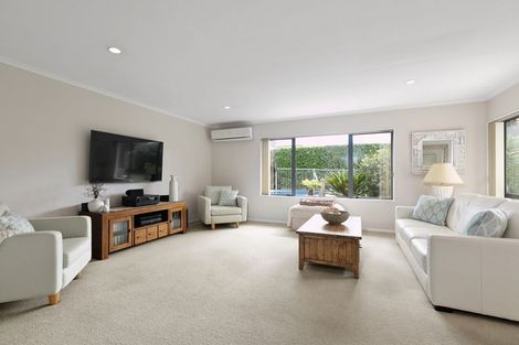 Photo of property in 6 Evansbel Place, Papamoa Beach, Papamoa, 3118