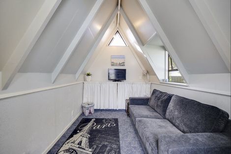 Photo of property in 213 Taradale Road, Pirimai, Napier, 4112