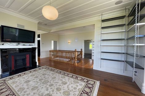 Photo of property in 2 Carson Street, Mornington, Dunedin, 9011