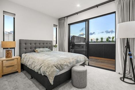 Photo of property in 214 Vaughans Road, Long Bay, Albany, 0792