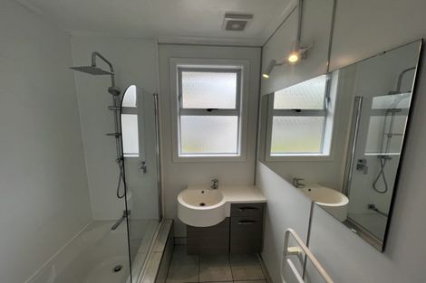 Photo of property in 35 Seine Road, Forrest Hill, Auckland, 0620