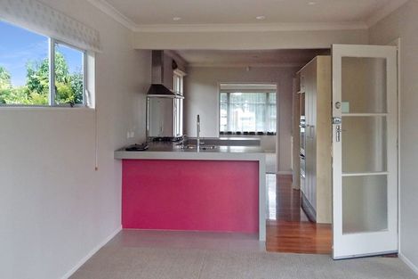 Photo of property in 21 Brocas Avenue, Hillcrest, Hamilton, 3216