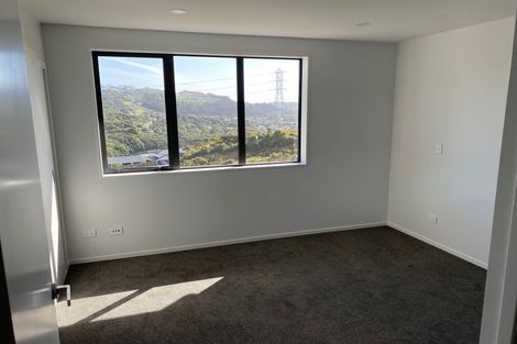 Photo of property in 12 Bee Lane, Whitby, Porirua, 5024