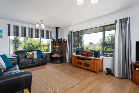 Photo of property in 108 Dickson Road, Papamoa Beach, Papamoa, 3118