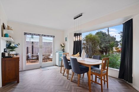 Photo of property in 22 Reeves Street, Stoke, Nelson, 7011