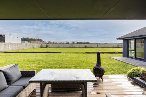 Photo of property in 78 Kingsdowne Drive, West Melton, 7618