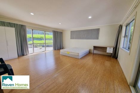 Photo of property in 5 Mowbray Place, Sunnynook, Auckland, 0620