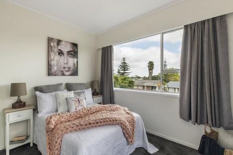 Photo of property in 41 Mack Place, Red Hill, Papakura, 2110