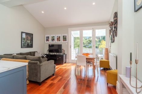 Photo of property in 100 Rintoul Street, Newtown, Wellington, 6021