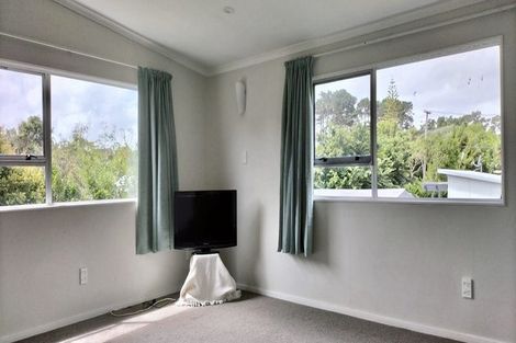 Photo of property in 2 Kokako Road, Otaihanga, Paraparaumu, 5036