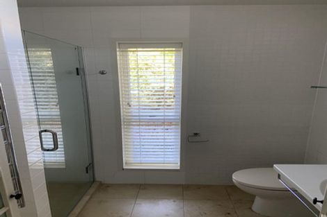 Photo of property in 2 Saint Leonards Road, Hauraki, Auckland, 0622