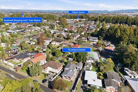 Photo of property in 75 Lawrence Crescent, Hillpark, Auckland, 2102