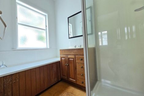 Photo of property in 13 Mahoe Street, Eastbourne, Lower Hutt, 5013