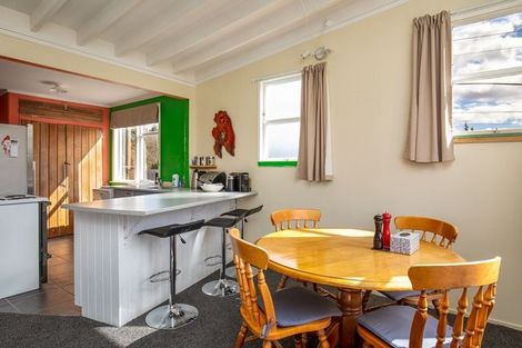 Photo of property in 10 Domain Road, Ettrick, Roxburgh, 9572