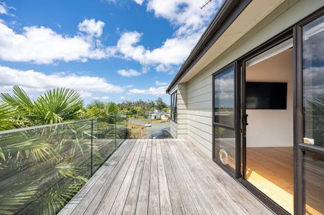 Photo of property in 28 Mariner Cove Road, Tinopai, 0593