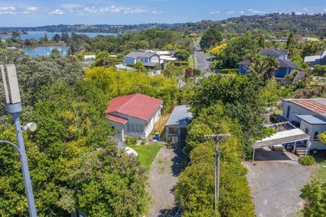 Photo of property in 1 Rame Road, Greenhithe, Auckland, 0632