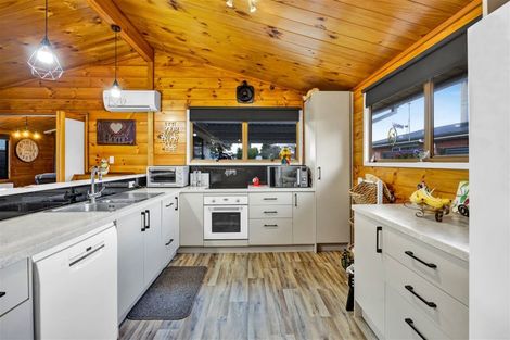 Photo of property in 3 Kowhai Street, Hawera, 4610