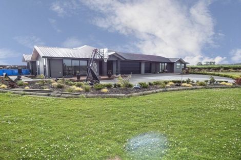 Photo of property in 219 Waitara Road, Brixton, Waitara, 4382