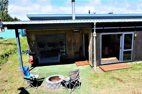 Photo of property in 1 Barclay Grove, Hokio Beach, Levin, 5571