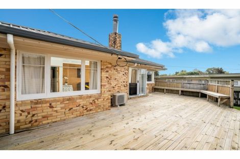 Photo of property in 330 Glengarry Road, Glen Eden, Auckland, 0602