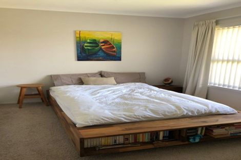 Photo of property in 3/3 Argyle Terrace, Milford, Auckland, 0620