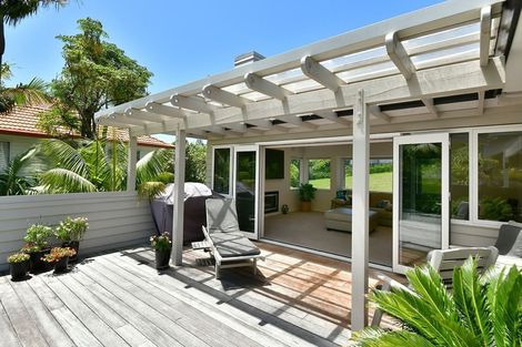Photo of property in 20 Whale Cove, Stanmore Bay, Whangaparaoa, 0932