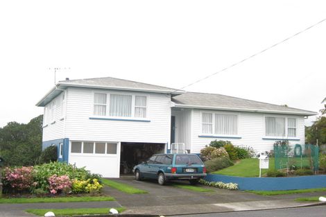 Photo of property in 8 Wheeler Place, Upper Vogeltown, New Plymouth, 4310