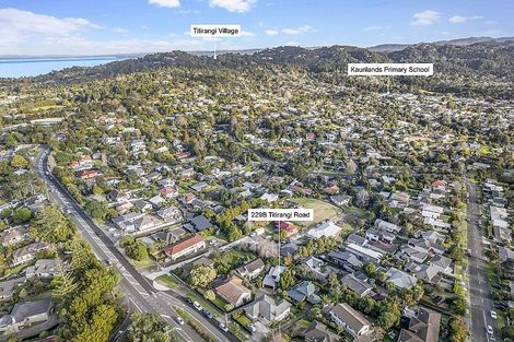 Photo of property in 229b Titirangi Road, Titirangi, Auckland, 0604