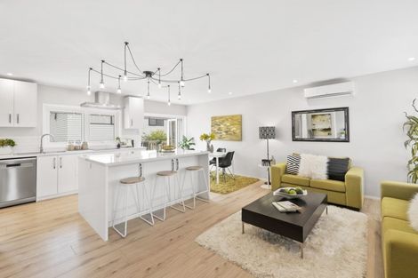 Photo of property in 2/13 Burns Avenue, Takapuna, Auckland, 0622