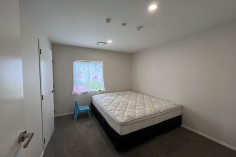 Photo of property in 1 Peony Mews, Oteha, Auckland, 0632