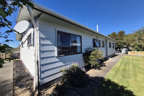 Photo of property in 18 Leeton Drive, Waipukurau, 4200