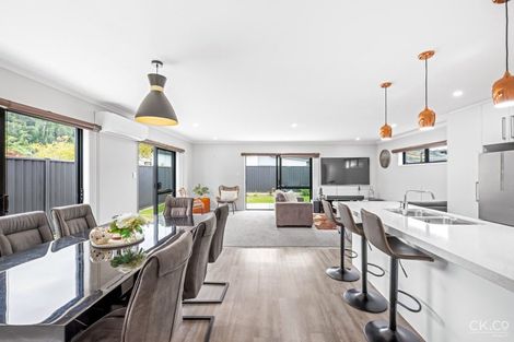 Photo of property in 6 Pattullo Crescent, Wallaceville, Upper Hutt, 5018