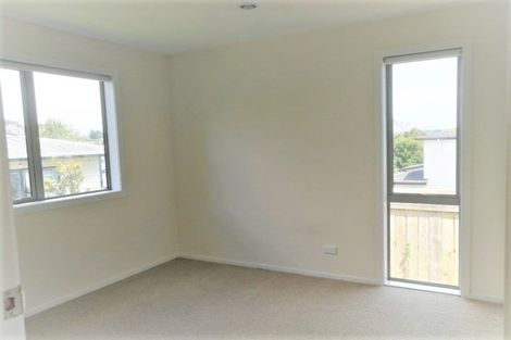 Photo of property in 16 Trinidad Road, Sunnynook, Auckland, 0620
