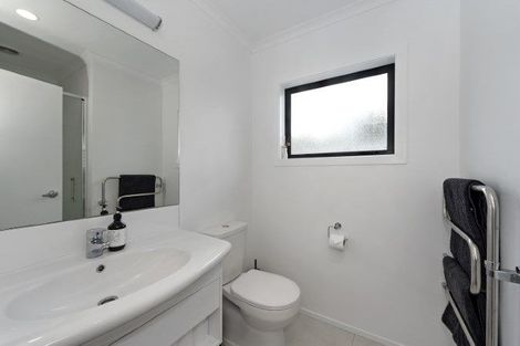 Photo of property in 2/3 Manning Street, Hamilton Central, Hamilton, 3204