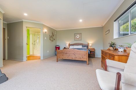 Photo of property in 19 Humphries Place, Awapuni, Palmerston North, 4412