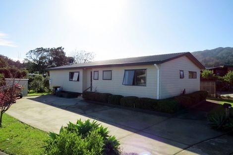 Photo of property in 70 Mary-ellen Place, Coromandel, 3506