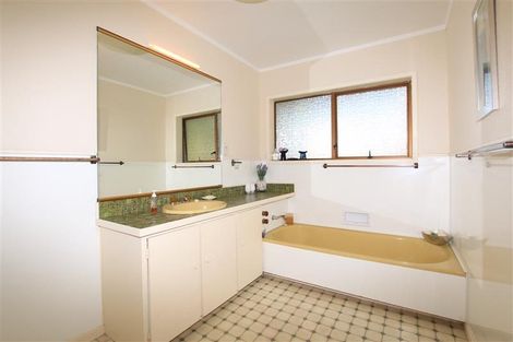 Photo of property in 80 Velma Road, Hillcrest, Auckland, 0627