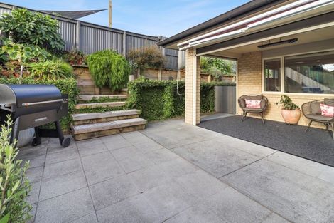 Photo of property in 14 Riverside Place, Katikati, 3129