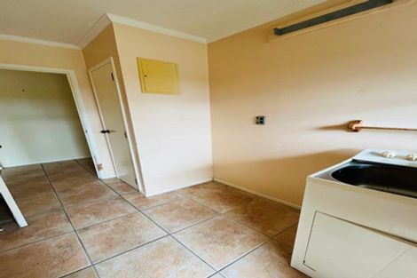 Photo of property in 233 Waihoehoe Road, Drury, 2577