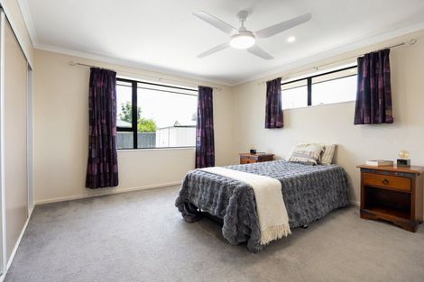 Photo of property in 26 Antrim Place, Nawton, Hamilton, 3200