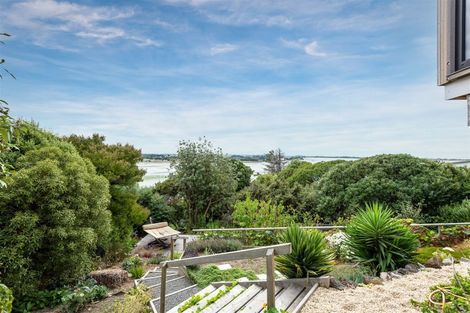 Photo of property in 45 Saint Andrews Hill Road, Mount Pleasant, Christchurch, 8081