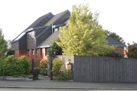 Photo of property in 32 Drivers Road, Maori Hill, Dunedin, 9010