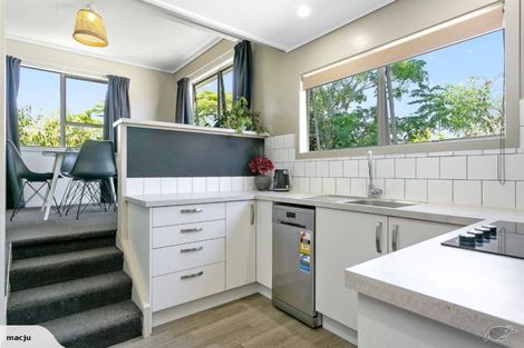 Photo of property in 12 Glamis Avenue, Dinsdale, Hamilton, 3204