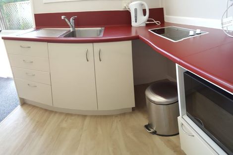 Photo of property in 98/98a Glenpark Avenue, Frankleigh Park, New Plymouth, 4310