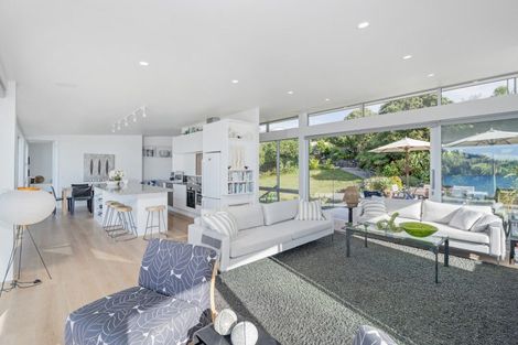 Photo of property in 217 Paku Drive, Tairua, 3508