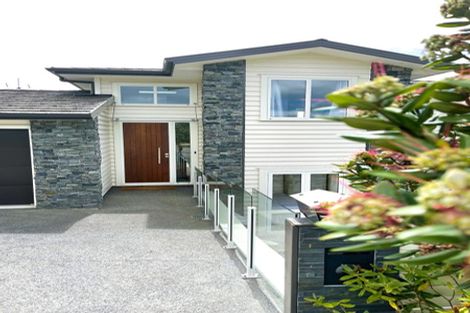 Photo of property in 129 Endeavour Drive, Whitby, Porirua, 5024