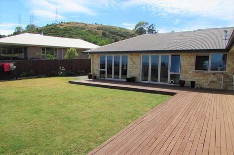 Photo of property in 52 Ngawhatu Road, Stoke, Nelson, 7011